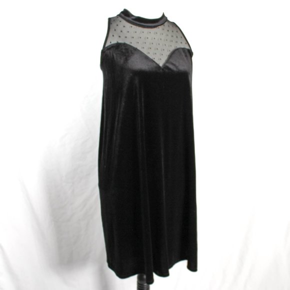 Retro Inspired Black Velveteen and Mesh Heart A Line Plus Size Dress - Picture 1 of 8